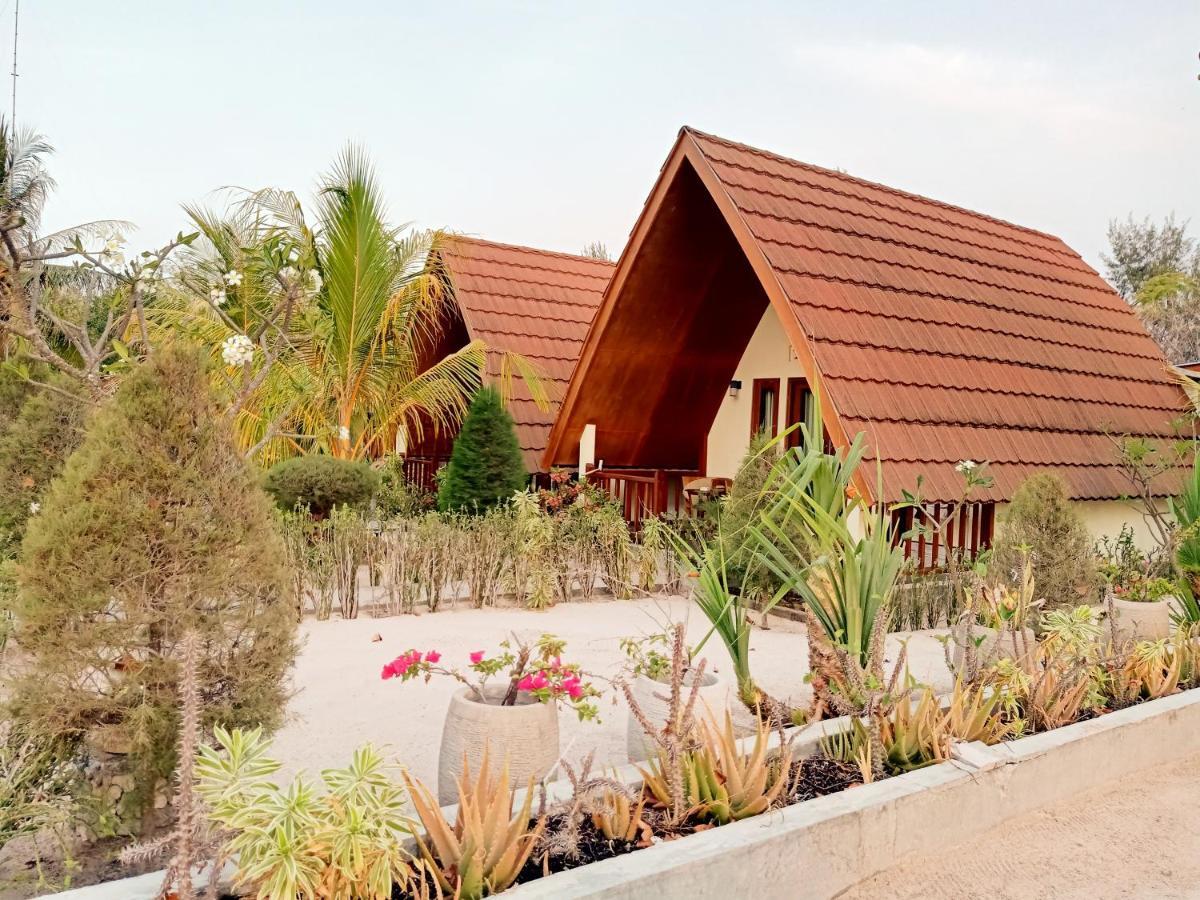 Two Brothers Bungalows Гили Мено Екстериор снимка